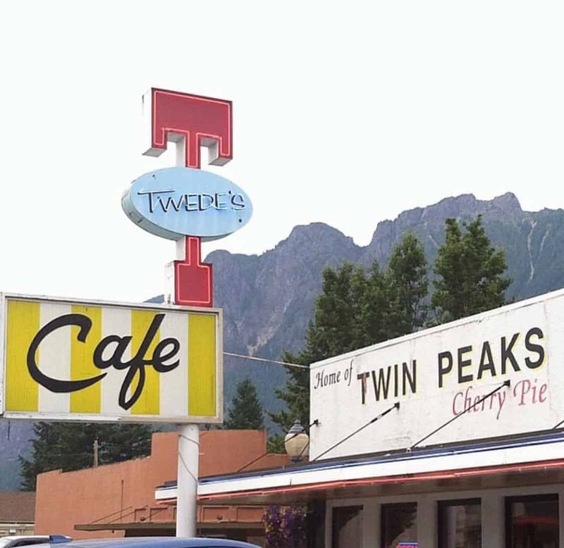 12 Washington Diners Serving The Pacific Northwest's Coziest Plates - Decor Hint Twede's Cafe – North Bend