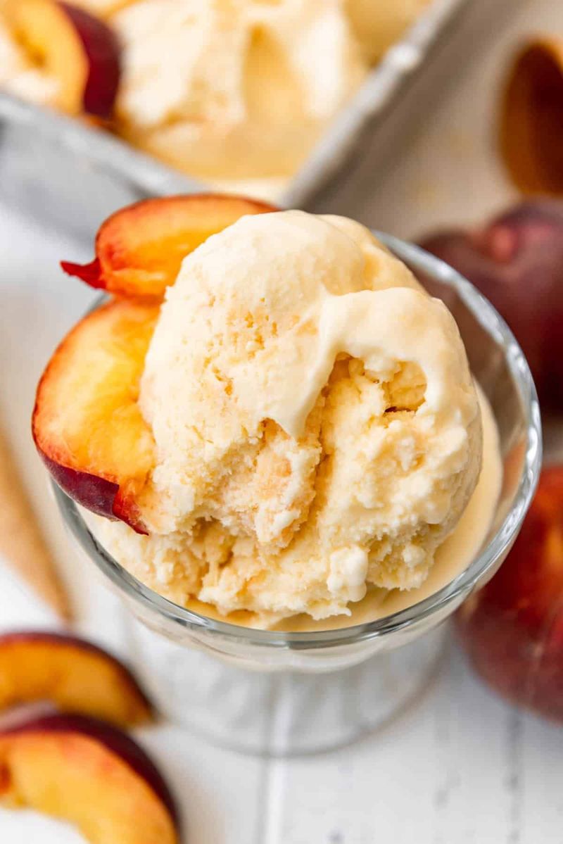 Homemade Peach Ice Cream