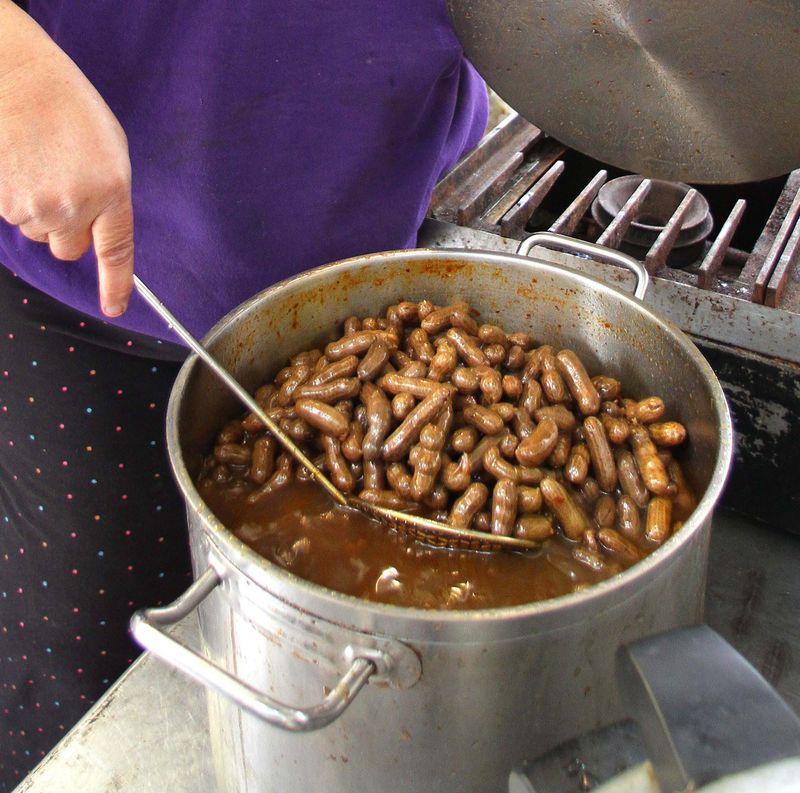 Florida Foods Locals Know Better Than Anyone - Decor Hint Boiled Peanuts