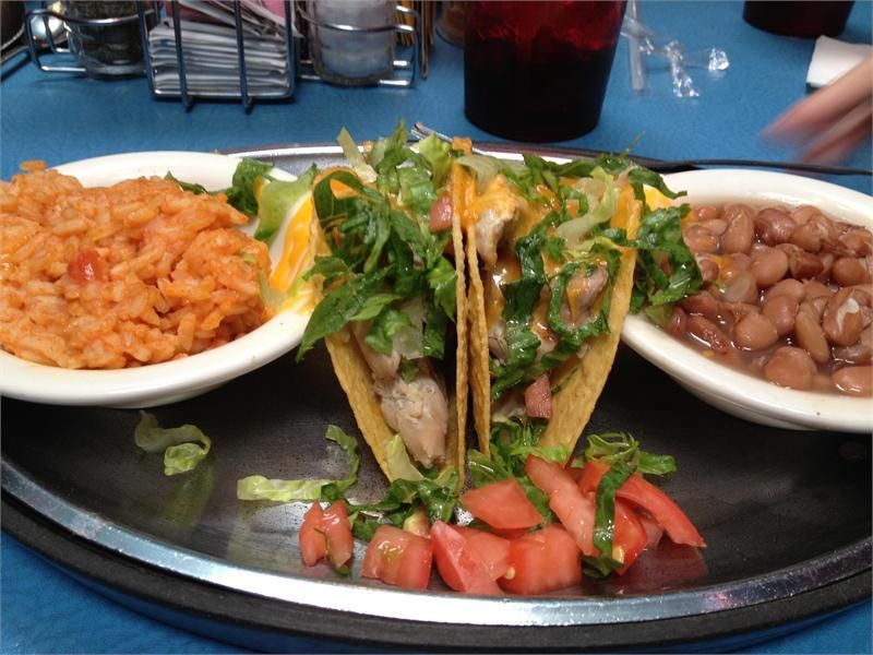 18 New Mexico Mexican Restaurants Known For Unforgettable Salsa - Decor Hint Tia Sophia's - Santa Fe