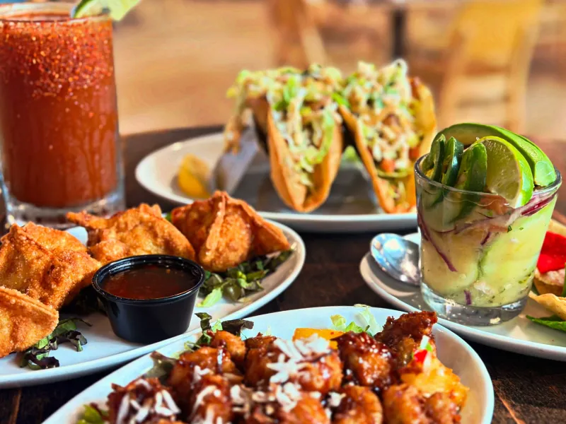 13 Texas Fish Fry Destinations Where The Views Are As Good As The Catch - Decor Hint Pier 19 Restaurant & Bar on Galveston Bay