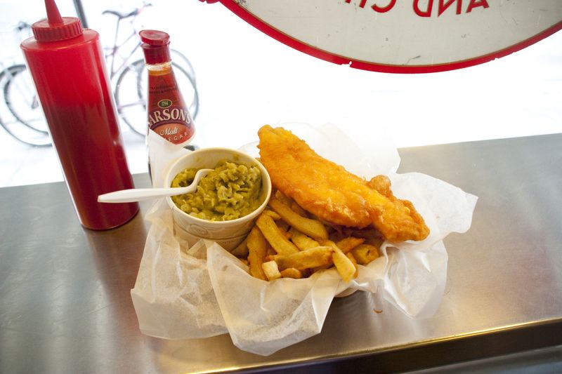 13 Fish Fries In New York That Locals Drive Hours For - Decor Hint A Salt & Battery