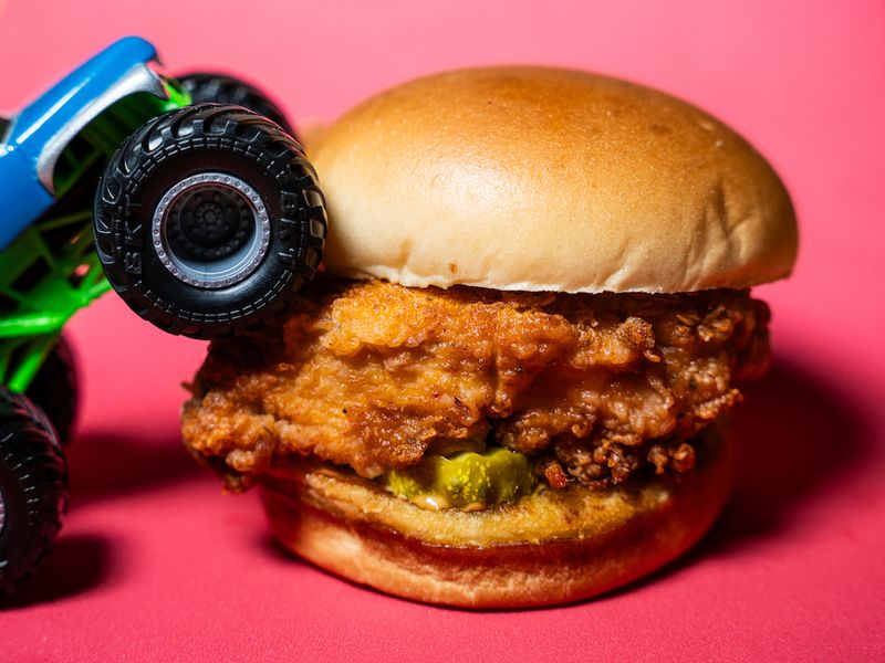 Georgia Spots Serving Fried Chicken Like Grandma Used To Make - Decor Hint Mother's Best Fried Chicken, Savannah