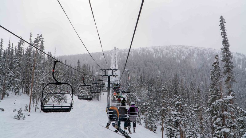 Colorado Mountain Towns That Locals Say Are Packed With Tourists - Decor Hint Winter Park