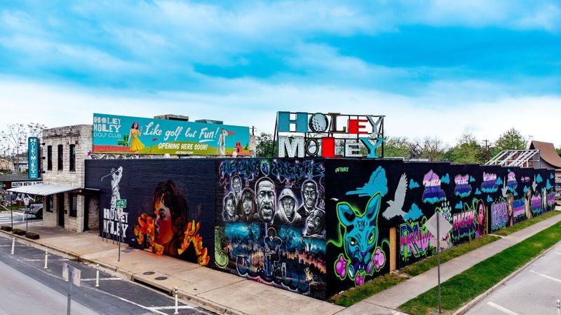 10 Texas Donut Shops Locals Swear Are Among America's Best - Decor Hint Holey Moley Coffee + Donuts