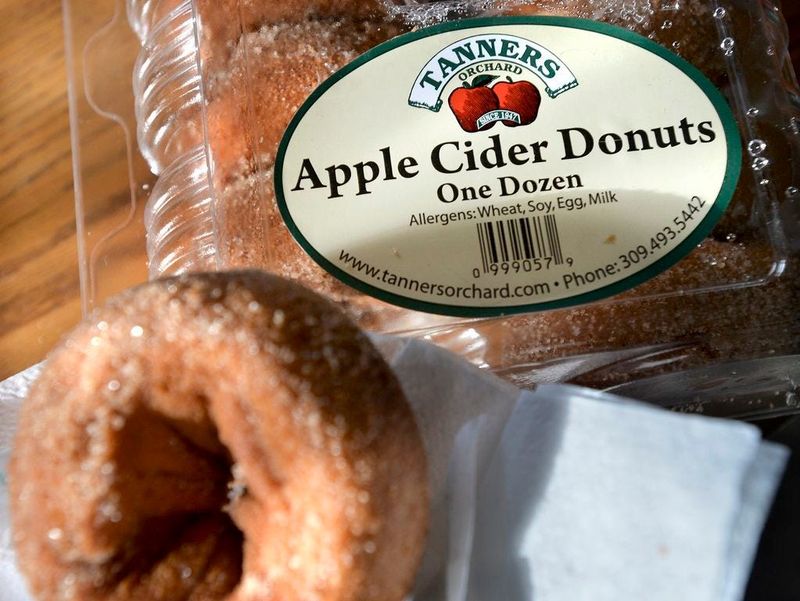 17 Illinois Cider Donut Stands That Make Every Bite Feel Like Autumn - Decor Hint Tanners Orchard - Speer