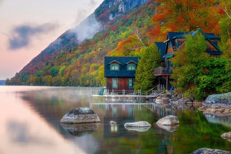 Peaceful Fall Getaways In Vermont Where You Can Actually Enjoy The Colors - Decor Hint Lake Willoughby