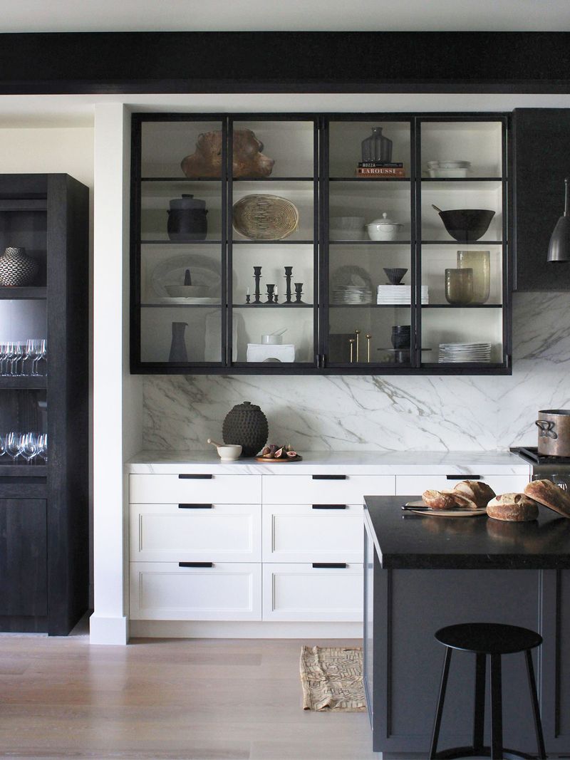 10 Kitchen Trends New Jersey Homeowners Are Moving Away From In 2025 - Decor Hint Two-Tone Cabinets