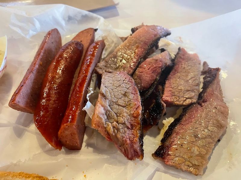 7 Texas Buffets To Savor And 5 That Impress Visitors - Decor Hint Rudy's Country Store and Bar-B-Q