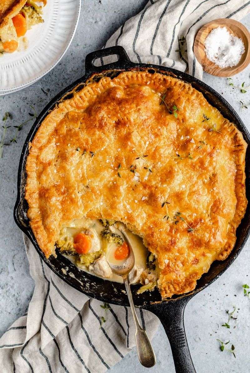 18 New York Country Recipes That Bring Warmth To The Table - Decor Hint Rustic Vegetable Pot Pie