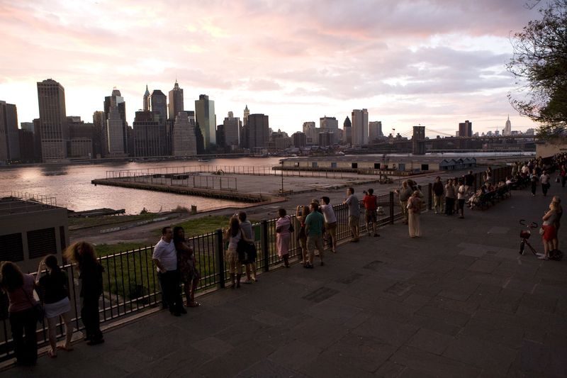 Neighborhoods In New York City Perfect For Walking And Exploring - Decor Hint Brooklyn Heights