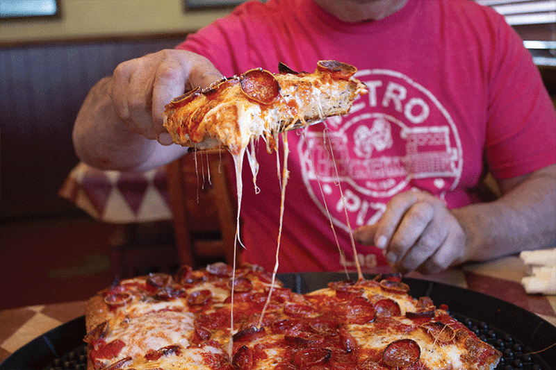 16 Nevada Pizza Places Keeping The Family-Style Tradition Alive - Decor Hint Metro Pizza