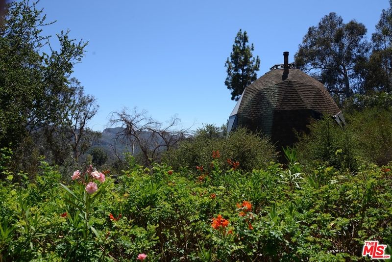 Underground Dome Home – Topanga Hills / Calabasas, California