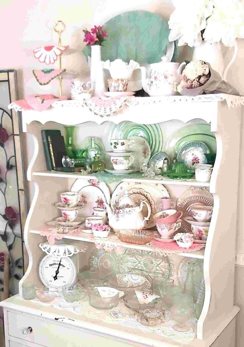 13 Ohio Collectibles Seeing Quick Value Growth, Here's Why - Decor Hint Vintage Glassware Collections