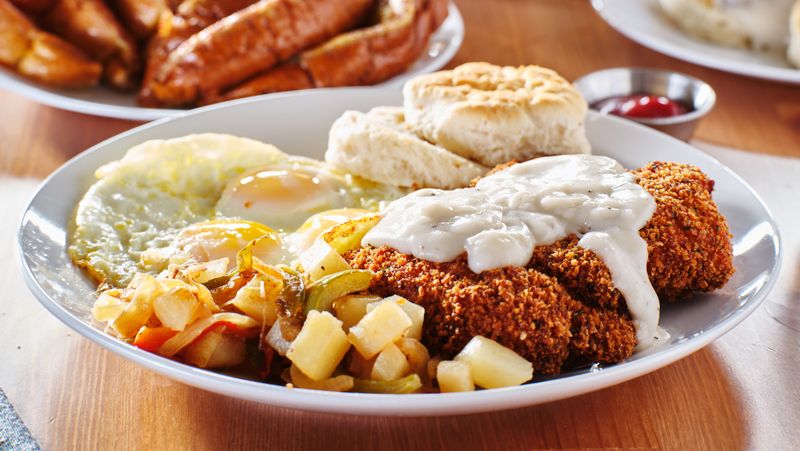 18 Michigan Restaurants Serving Chicken Fried Steak Just Like Grandma Used To Make - Decor Hint Clyde's Diner - Saginaw
