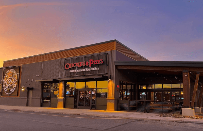 Pennsylvania Restaurants Locals Have Loved For Generations - Decor Hint Chickie's and Pete's