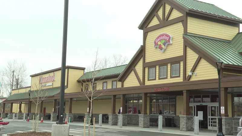 Vermont Grocery Stores Known For Fresh Pumpkins And Fall Produce - Decor Hint Hannaford Supermarket - South Burlington