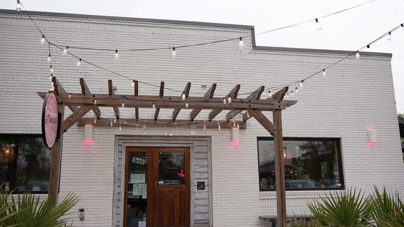 Florence's Lowcountry Kitchen, Charleston