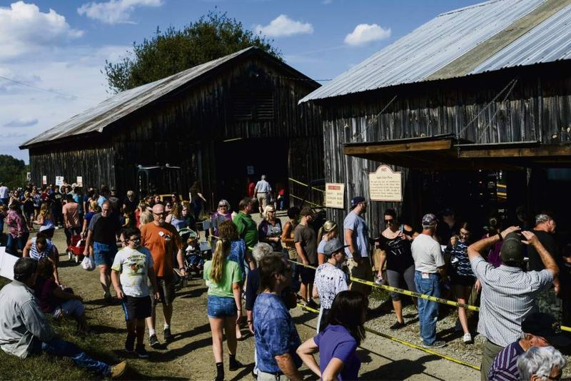 Delmont Apple 'n Arts Festival, Delmont