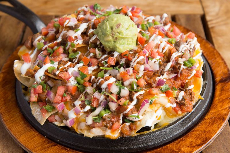 15 Nevada Restaurants Known For Great Food At Wallet-Friendly Prices - Decor Hint Nacho Daddy