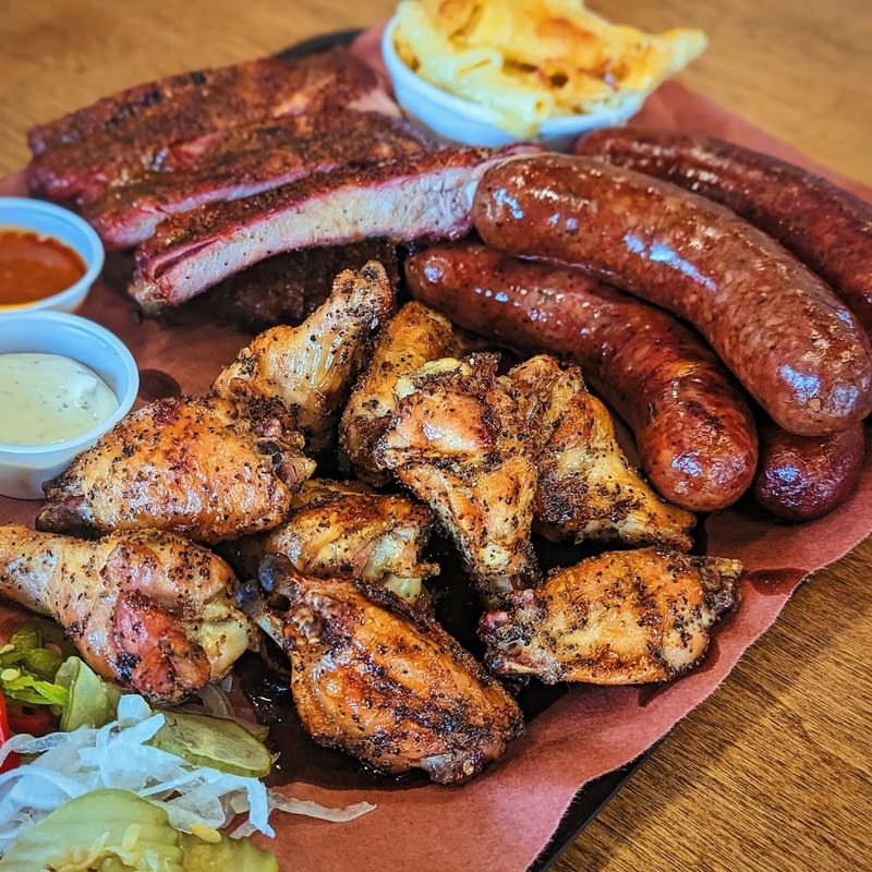 16 Wing Spots That Prove Why Atlanta Is The Wing Capital Of The South - Decor Hint The Local