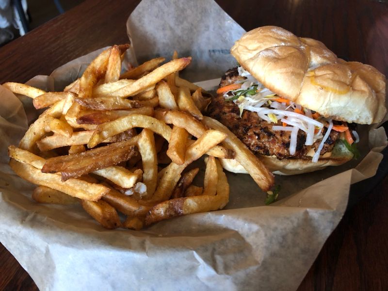 10 Kansas Restaurants Locals Can't Stop Recommending - Decor Hint The Anchor