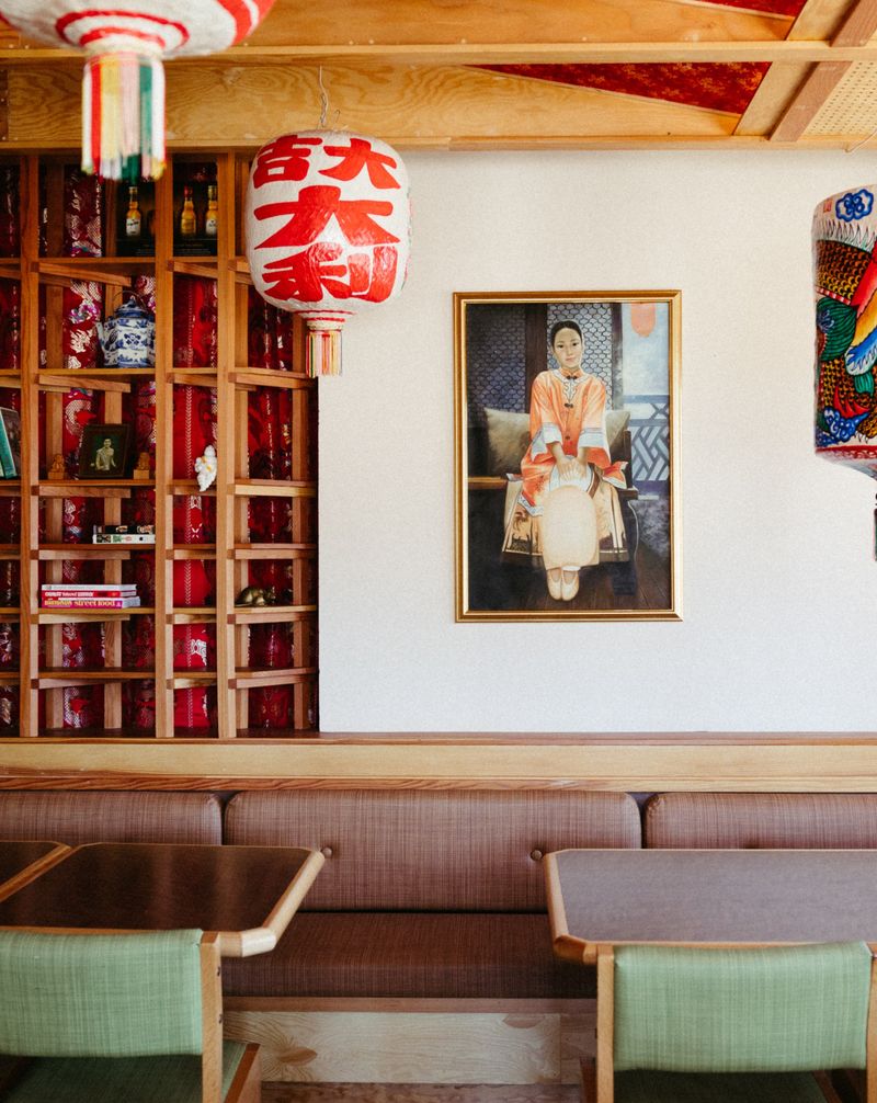 12 Restaurants Oregon Locals Keep Close To The Chest - Decor Hint Yaowarat