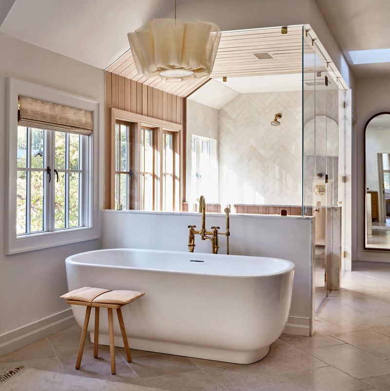 Fancy Bathtubs