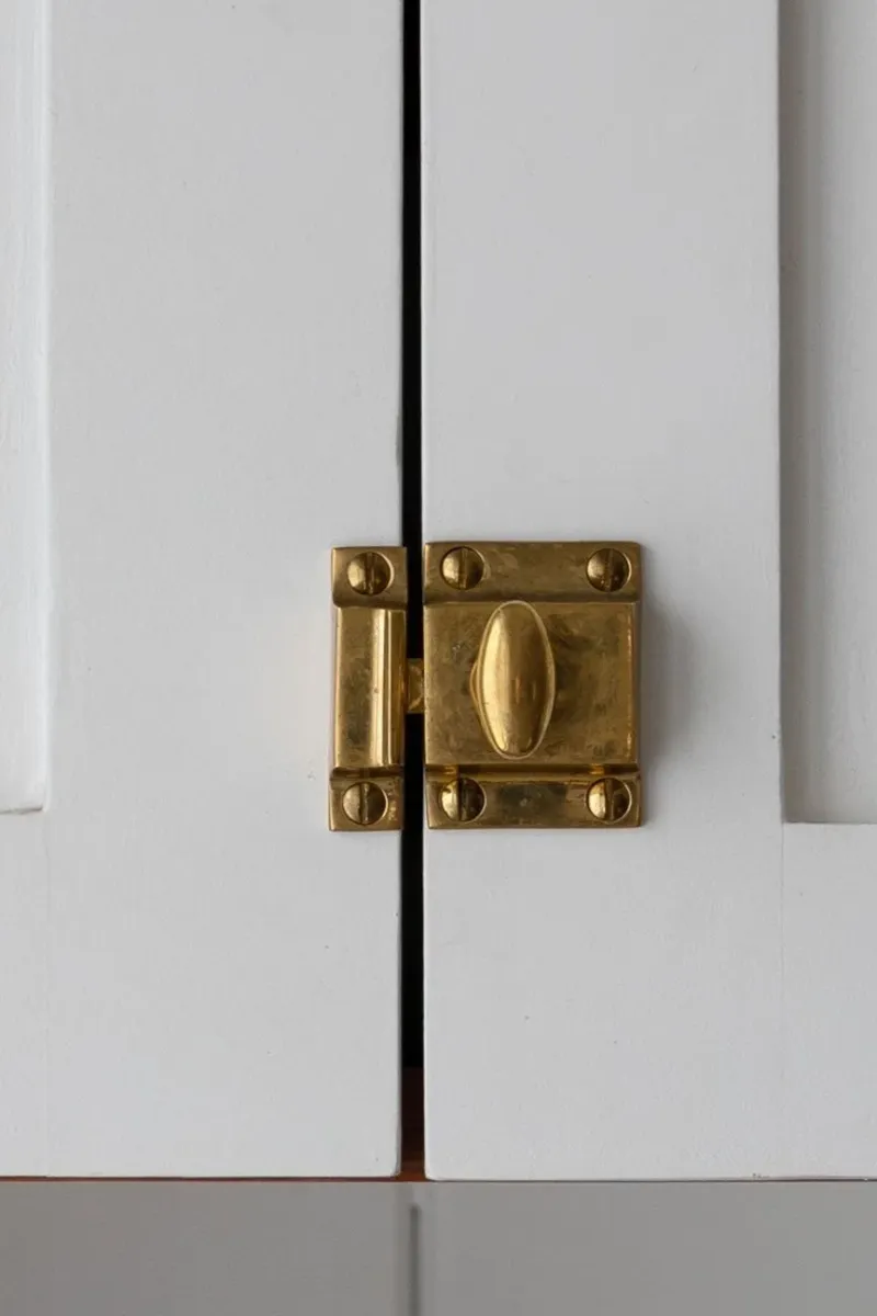 Builder-Grade Brass Fixtures and Hardware