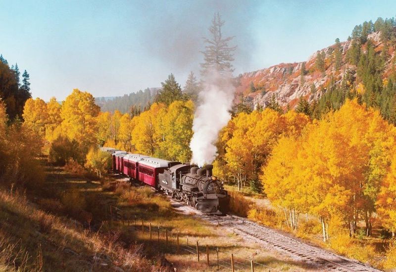 This Colorado Steam Train Tops Japan And Europe For Autumn Travel - Decor Hint Spectacular Fall Foliage