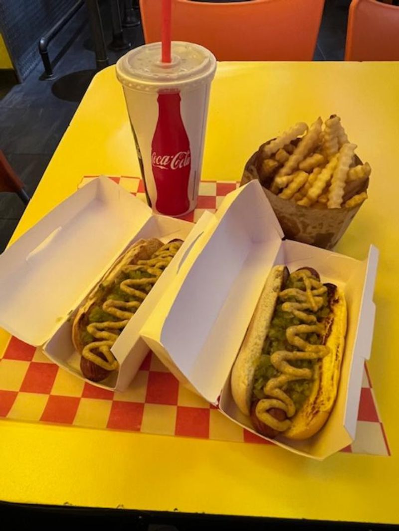 10 New Jersey Restaurants Serving The Crispiest Tenderloin Sandwiches - Decor Hint Libby's Lunch