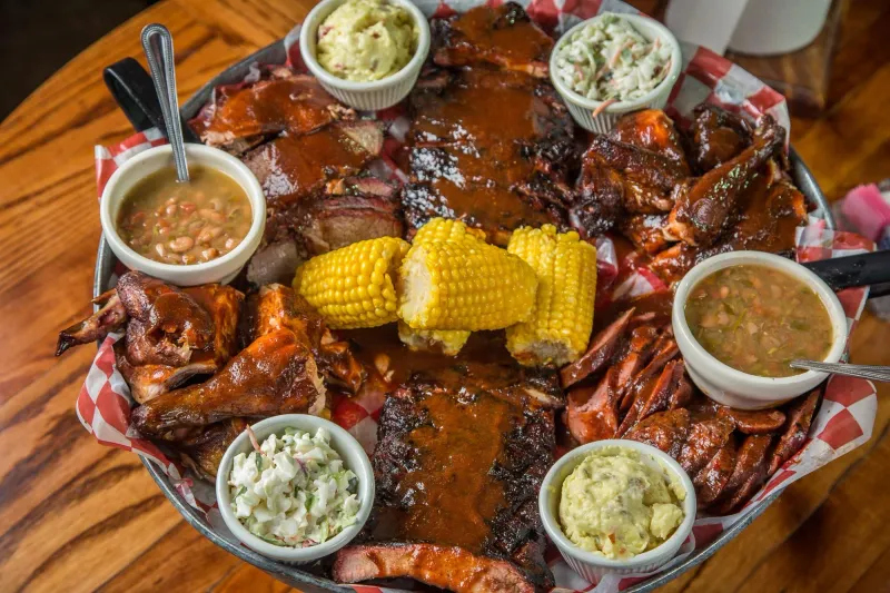 15 Florida All-You-Can-Eat Buffets That Locals Love Most - Decor Hint Shady Oak BBQ - Live Oak