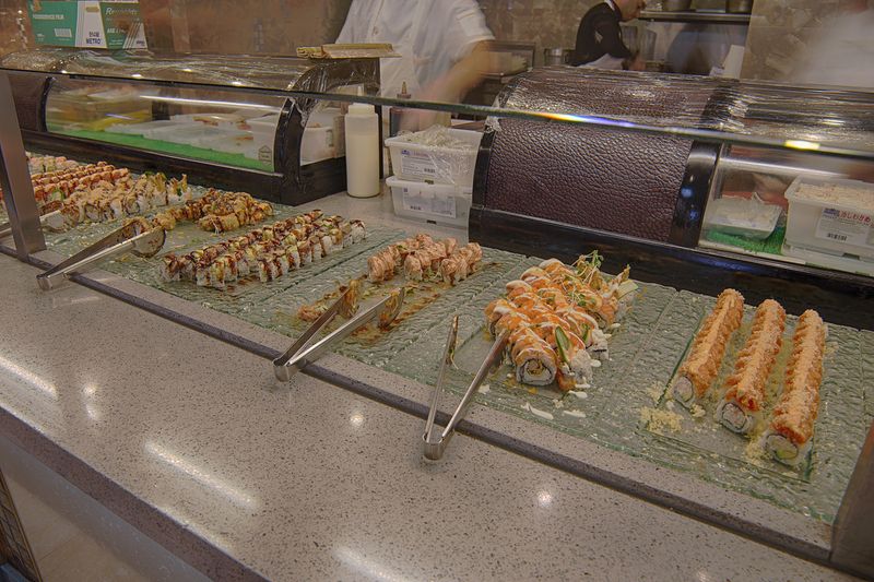 The Luxe Buffet, Ontario