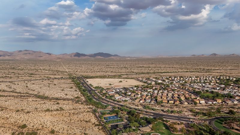 10 Arizona Home Designs Most Likely To Fall In Value In The Coming Years - Decor Hint Homes Far From Urban Centers