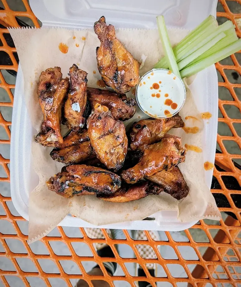 Crispy, Juicy Smoked Wings