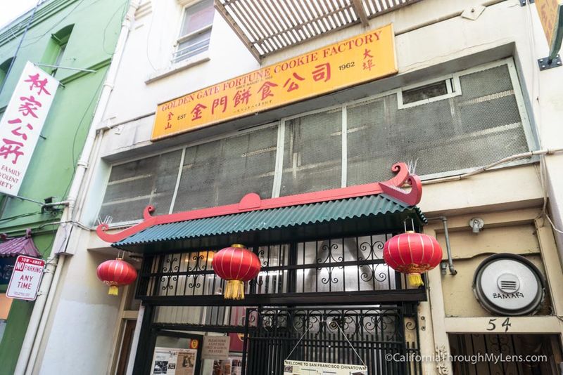 San Francisco Food Experiences Everyone Should Try At Least Once - Decor Hint Golden Gate Fortune Cookie Factory Tour