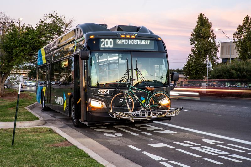 Why Oklahoma City's Central District Is A Hotspot For Young Professionals - Decor Hint Transit, Access & Commute Advantages