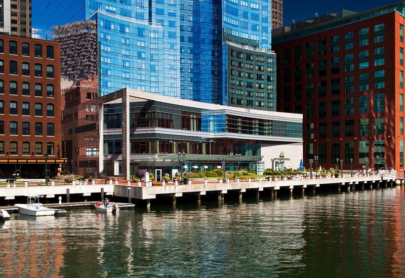 Boston Hotel In Massachusetts Named One Of The World's Best Ranking In The 24th Position - Decor Hint What Makes InterContinental Boston Stand Out In New England