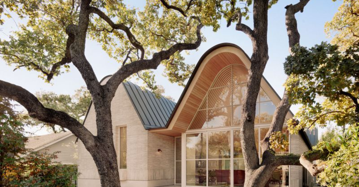 How Michael Hsus Austin Home Blends Modern Style With Historic Texas Charm - Decor Hint