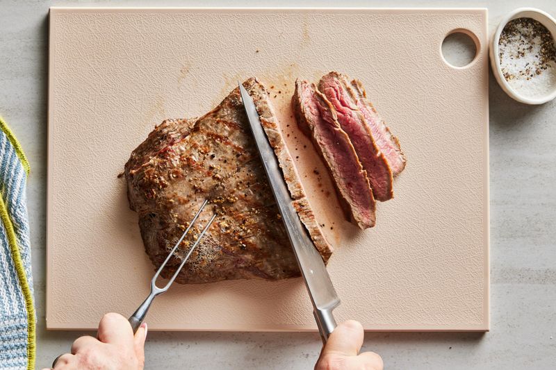 11 Insider Wyoming Butcher Tips About Meat Cuts You Have Probably Never Heard Before - Decor Hint Use The Right Knife And Cut With The Grain