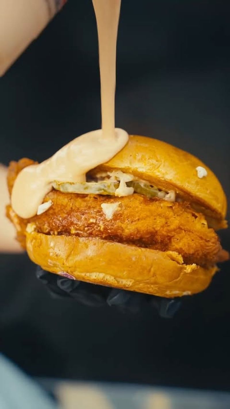 10 Houston Hot Chicken Sandwiches You Have To Try - Decor Hint Clutch City Cluckers