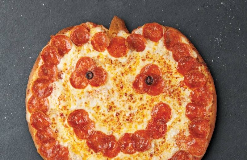 Trick Or Treat Your Taste Buds: Halloween Pizzas In Illinois - Decor Hint Papa John's, Multiple Locations