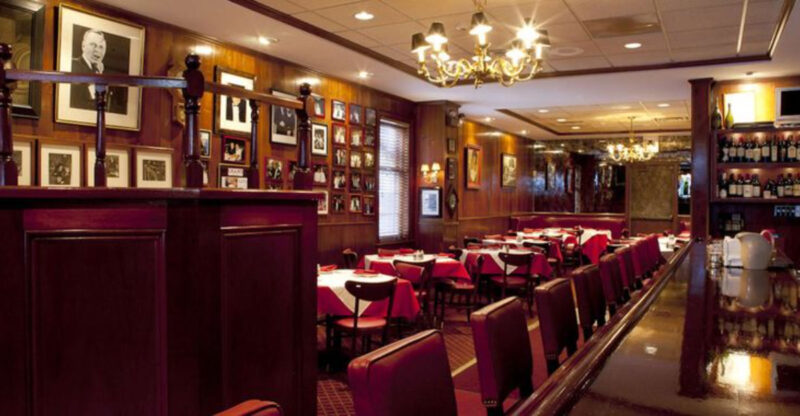 Iconic Tenderloin Sandwiches To Try In Illinois