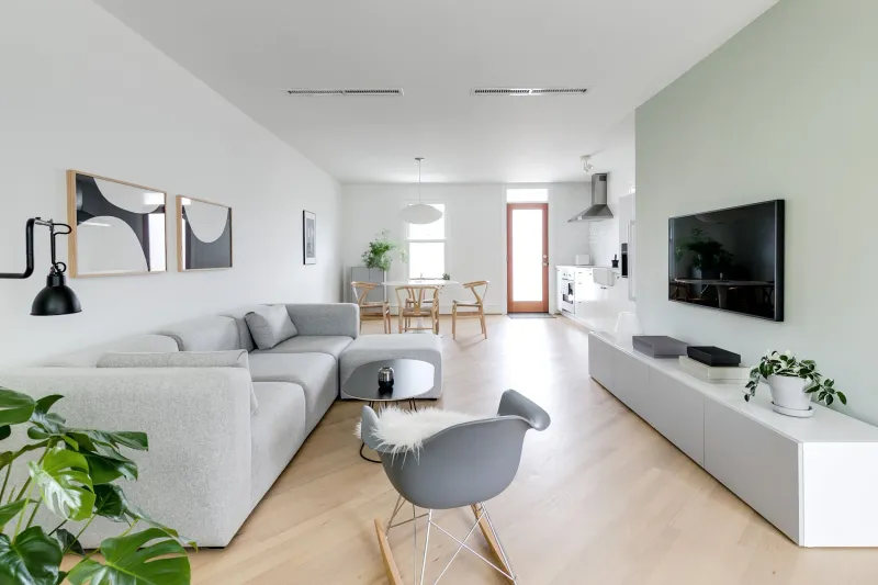 Illinois Homeowners, These Mistakes Could Be Stopping Your Home From Feeling Cozy - Decor Hint Overly Minimalist Decor