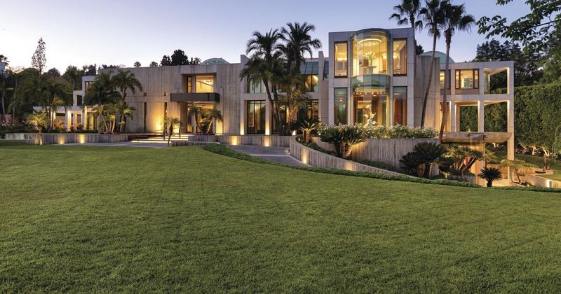 Buyer Hesitation In The Ultra-Luxury Segment