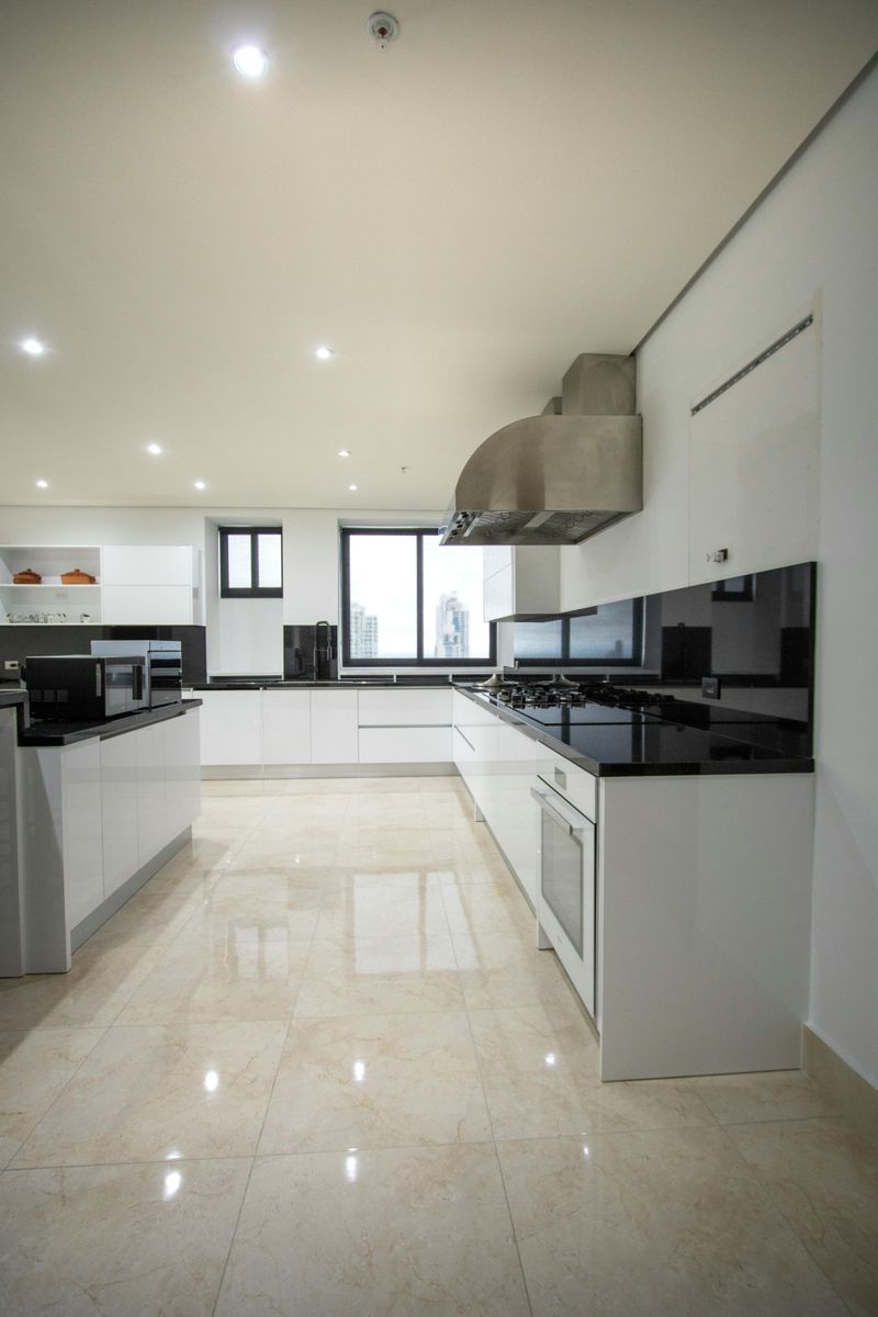 What Can Make A Kitchen Look Expensive - Decor Hint Large Format Tile Flooring