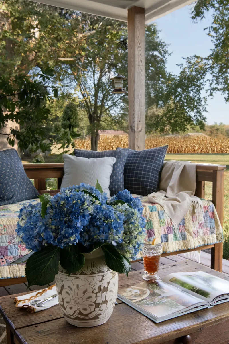 A Tennessee Farmhouse Brought Back To Life - Decor Hint Landscape And Site Integration
