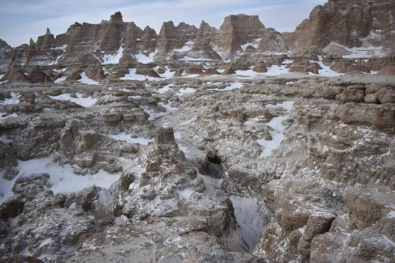 14 Places In The US You Might Regret Visiting For A Winter Vacation - Decor Hint North Dakota Badlands