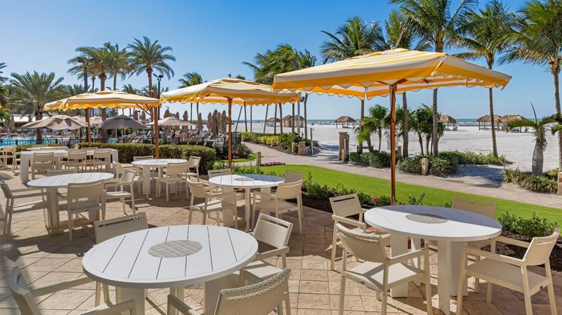 15 Hidden Gem Italian Spots In Florida That Thrive Without Ever Running An Ad - Decor Hint Marco's Mercato - Palm Beach