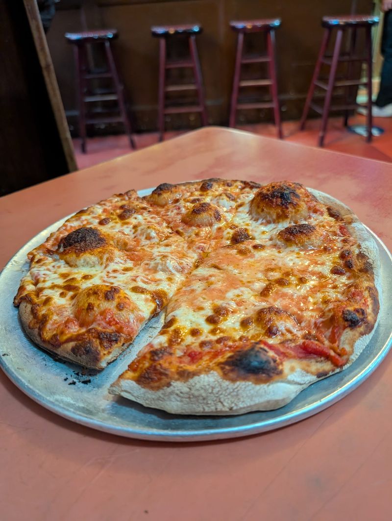 Best Places For Food Lovers Around Boston - Decor Hint Regina Pizzeria